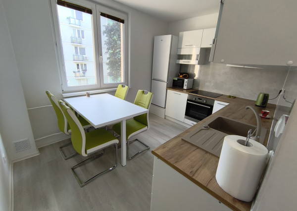 ARETÉ REAL - ZARIADENÝ 2-IZBOVÝ BYT S LODŽIOU AJ BALKÓNOM , ENERGIAMI A KTV, NITRA, VIKÁRSKA