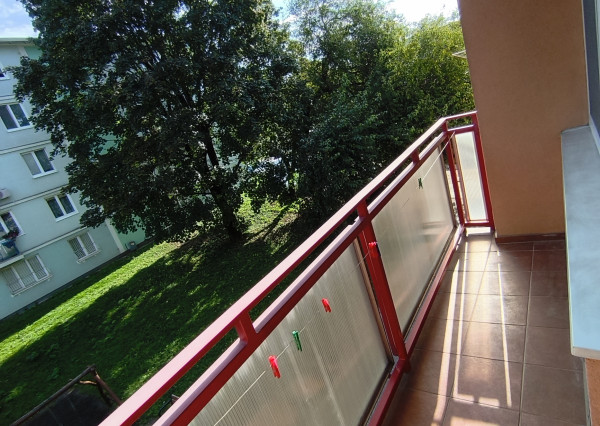 ARETÉ REAL - ZARIADENÝ 2-IZBOVÝ BYT S LODŽIOU AJ BALKÓNOM , ENERGIAMI A KTV, NITRA, VIKÁRSKA