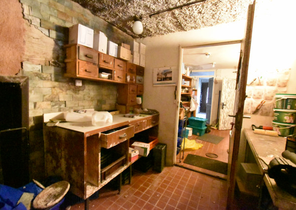 Areté real - predaj priestranného RD v Grinave