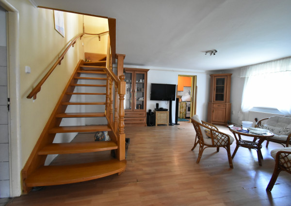 Areté real - predaj priestranného RD v Grinave