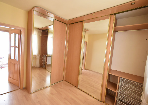 Areté real - predaj priestranného RD v Grinave