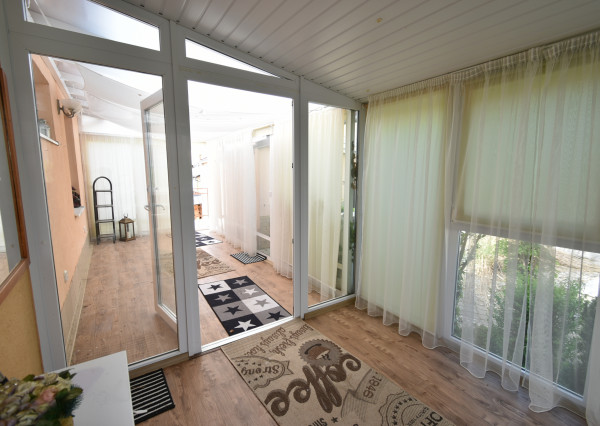 Areté real - predaj priestranného RD v Grinave