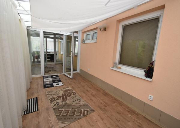 Areté real - predaj priestranného RD v Grinave