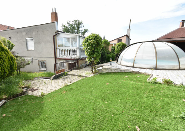 Areté real - predaj priestranného RD v Grinave