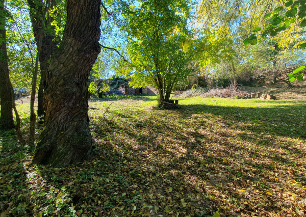 Areté real- Predaj pozemku 716m2 s možnosťou výstavby chaty.