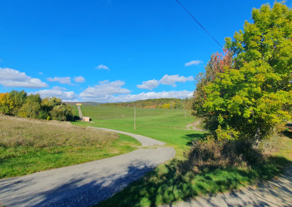 Areté real- Predaj pozemku 716m2 s možnosťou výstavby chaty.
