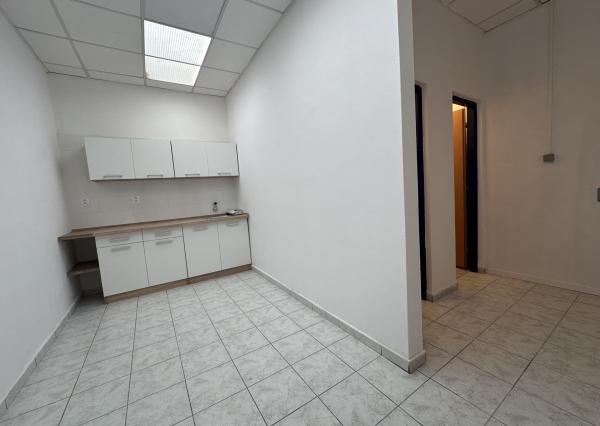 ARETÉ REAL - PRENÁJOM 22m2 ADMINISTRATÍVNEHO PRIESTORU, PEZINOK, MYSLENICKÁ