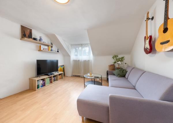 ARETÉ REAL – PREDAJ BUDOVY NA ŠPORTOVÉ A REKREAČNÉ ÚČELY S TROMA CHATKAMI, MODRA, HARMÓNIA