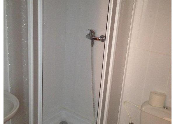 ARETÉ REAL - PRENÁJOM 13 m2 OBCHODNÉHO / ADMINISTRATÍVNEHO PRIESTORU V CENTRE PEZINKA, M.R. ŠTEFÁNIKA