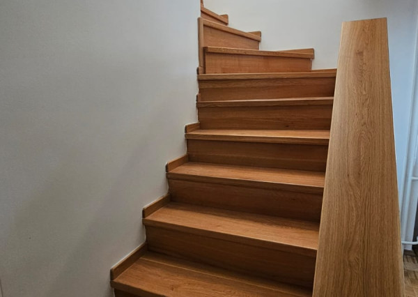 ARETÉ REAL- Predaj 4 izbového rodinného domu vo Svätom Jure, Bratislavská ulica. Kúpou voľný.