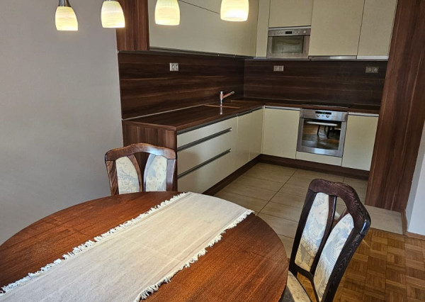 ARETÉ REAL- Predaj 4 izbového rodinného domu vo Svätom Jure, Bratislavská ulica. Kúpou voľný.