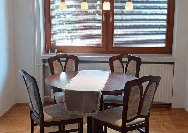 ARETÉ REAL- Predaj 4 izbového rodinného domu vo Svätom Jure, Bratislavská ulica. Kúpou voľný.