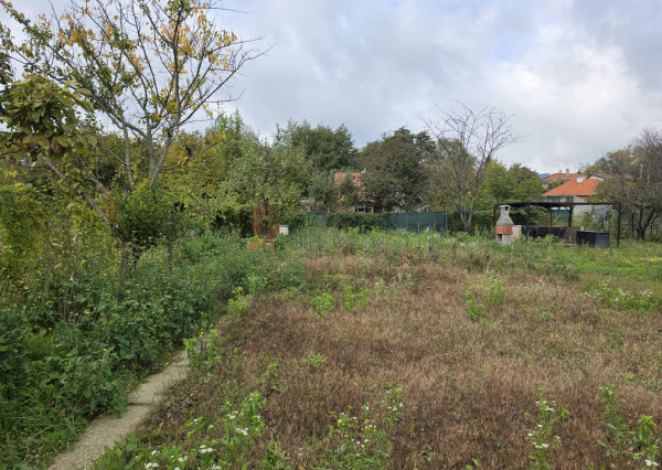 Areté real, Predaj pozemku v záhradkárskej lokalite vhodného na stavbu záhradnej chaty v krásnom prostredí, Krížna ul. Pezinok