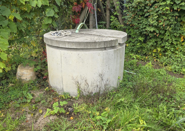 Areté real, Predaj pozemku v záhradkárskej lokalite vhodného na stavbu záhradnej chaty v krásnom prostredí, Krížna ul. Pezinok