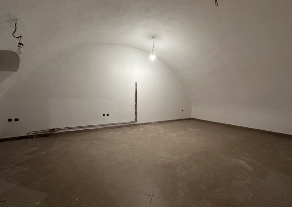 ARETÉ REAL - PRENÁJOM 145 m2 KOMERČNÉHO PRIESTORU V PRIAMOM CENTRE, PEZINOK, KOLLÁROVA