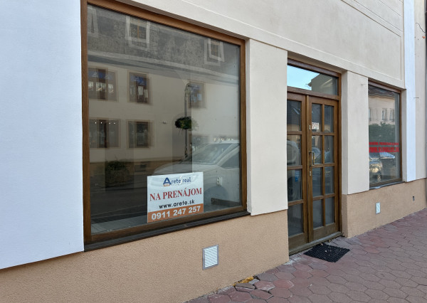 ARETÉ REAL - PRENÁJOM 145 m2 KOMERČNÉHO PRIESTORU V PRIAMOM CENTRE, PEZINOK, KOLLÁROVA