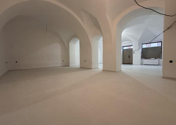 ARETÉ REAL - PRENÁJOM 145 m2 KOMERČNÉHO PRIESTORU V PRIAMOM CENTRE, PEZINOK, KOLLÁROVA