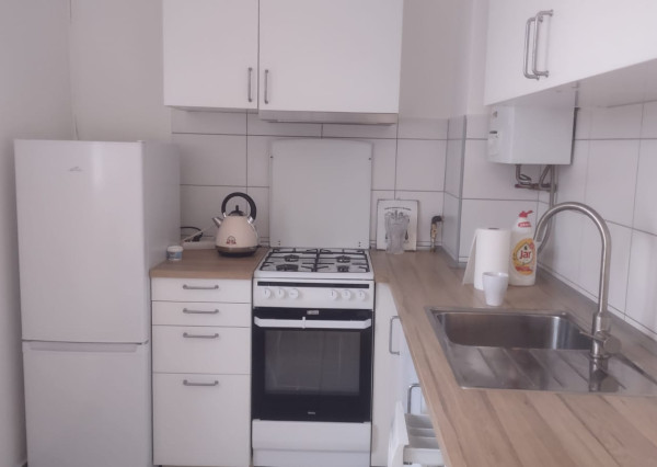 ARETÉ REAL- PRENÁJOM TEHLOVÉHO 1IZB.BYTU V PEZINKU, BLÍZKE CENTRUM, SLNEČNÝ S MUROVANOU KOMOROU