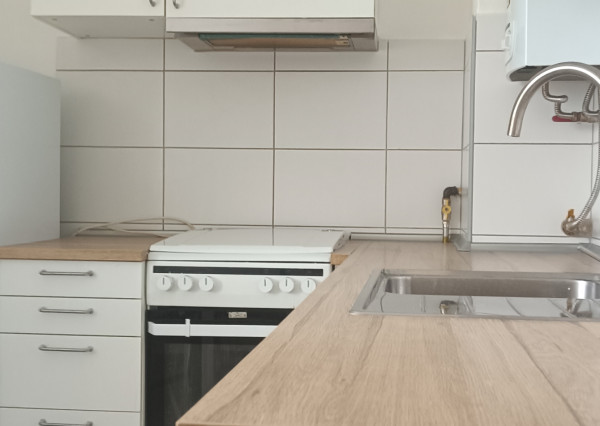 ARETÉ REAL- PRENÁJOM TEHLOVÉHO 1IZB.BYTU V PEZINKU, BLÍZKE CENTRUM, SLNEČNÝ S MUROVANOU KOMOROU