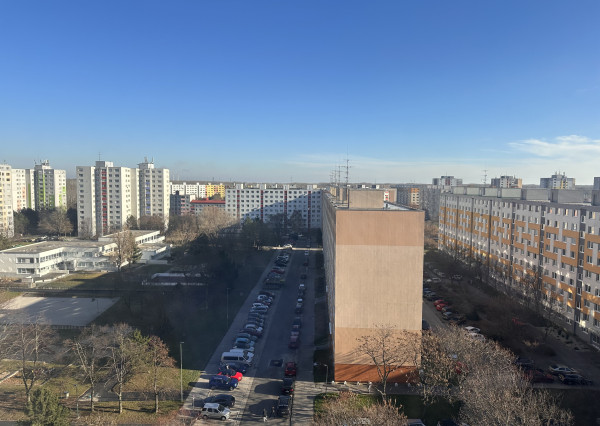 ARETÉ REAL – PREDAJ 3-IZBOVÉHO BYTU S PRIESTRANNOU LODŽIOU NA KRÁSNOHORSKEJ