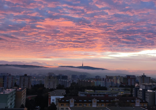 ARETÉ REAL – PREDAJ NOVOSTAVBY, 2-IZBOVÝ BYT S TERASOU A FAMÓZNYM VÝHĽADOM