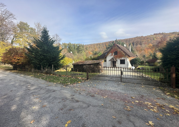 ARETÉ REAL – DOM ALEBO CHATU VHODNÚ AJ NA CELOROČNÉ BÝVANIE, PEZINOK, STUPY