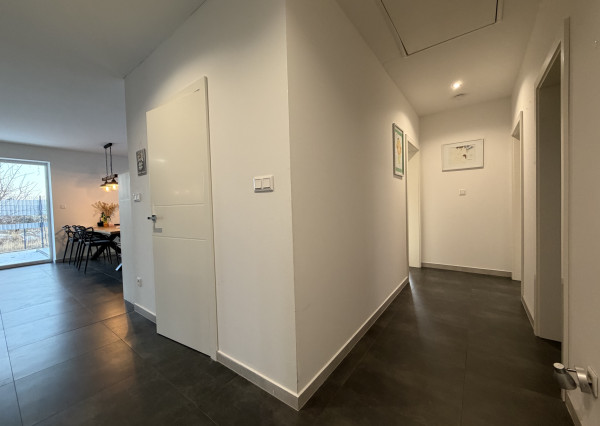 ARETÉ REAL - PREDAJ RODINNÉHO DOMU S BAZÉNOM, MODRA, FERDINANDA PÍSECKÉHO