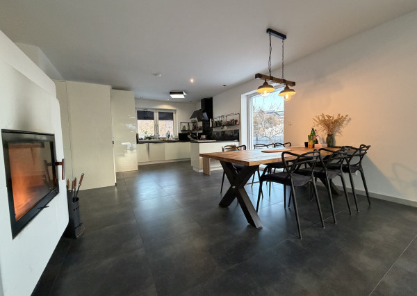 ARETÉ REAL - PREDAJ RODINNÉHO DOMU S BAZÉNOM, MODRA, FERDINANDA PÍSECKÉHO