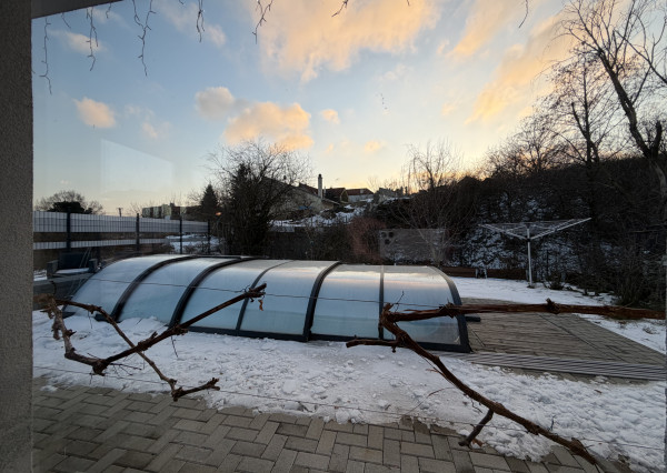 ARETÉ REAL - PREDAJ RODINNÉHO DOMU S BAZÉNOM, MODRA, FERDINANDA PÍSECKÉHO