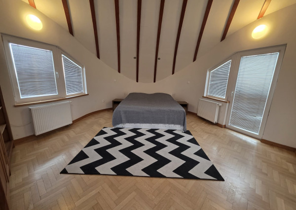 Areté real - Predaj výborne dispozične riešeného 5-izbového rodinného domu s garážou a rozľahlým pozemkom s panoramatickým výhľadom v Limbachu