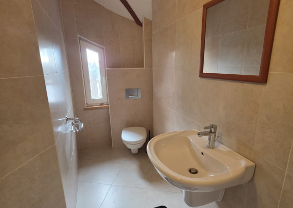 Areté real - Predaj nadštandardného rodinného domu s unikátnym projektom modernizácie a rozšírenia na rozľahlom pozemku s panoramatickým výhľadom v Limbachu