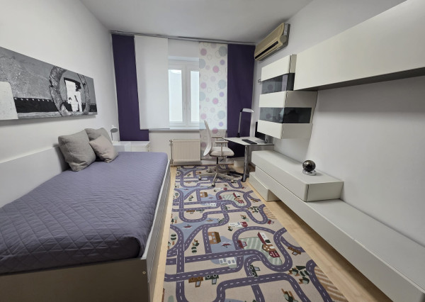 Areté real - Nadštandardný, priestranný 5-izbový byt v rodinnom dome  s parkovaním vo výbornej lokalite v Pezinku