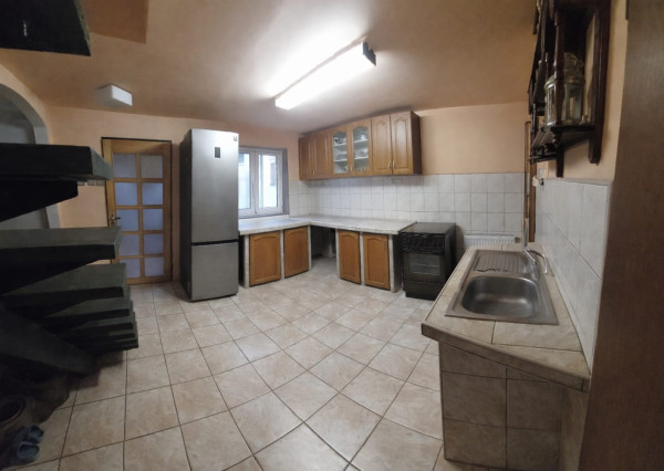 Areté real-Predaj dvojpodlažnej chaty vhodnej aj na celoročné bývanie, Kučišdorfská dolina, Pezinok