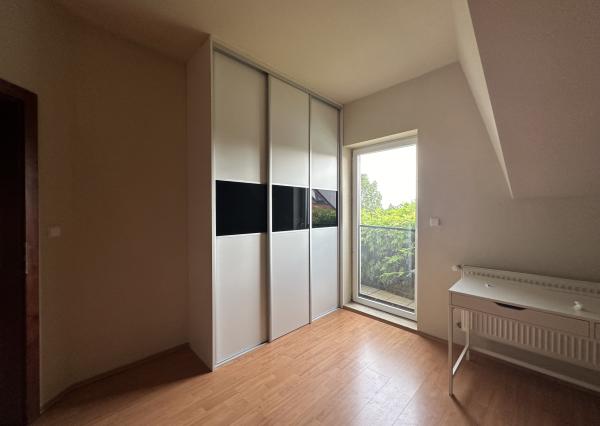 ARETÉ REAL - BÝVANIE S PODNIKANÍM V CENTRE PEZINKA, JESENSKÉHO A HOLUBYHO