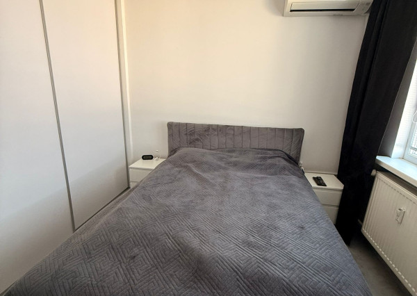 Areté Real - Areté Real - Predaj útulného, svetlého a kompletne zrekonštruovaného 3-izbového bytu s balkónom, loggiou s krásnym výhľadom na Malé Karpaty a okolie.