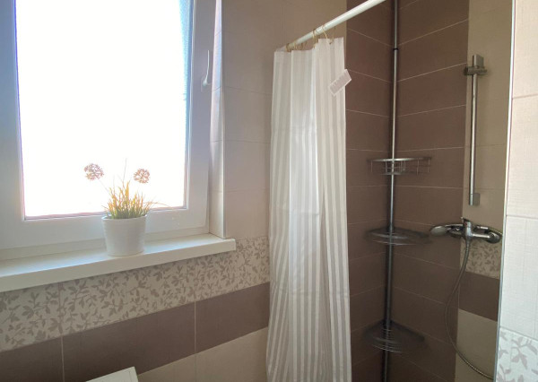 ARETÉ REAL – PRENÁJOM  ZARIADENÉHO 1-IZBOVÉHO BYTU S PARKOVANÍM, PEZINOK, MYSLENICKÁ