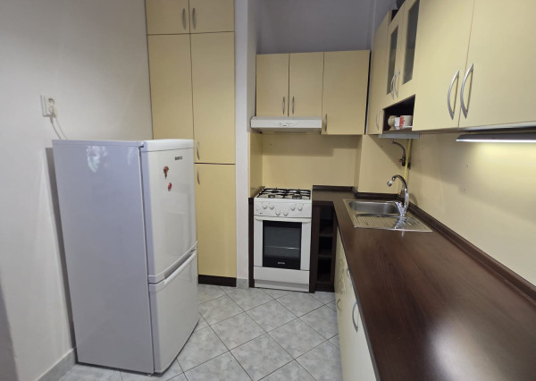 Areté real - Prenájom útulného 1- izbového tehlového bytu vo výbornej lokalite v širšom centre Pezinka, ul. Za hradbami