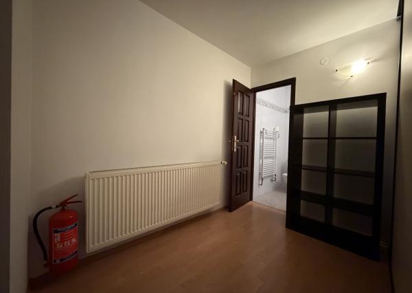 ARETÉ REAL - PRENÁJOM 25m2 KOMERČNÉHO PRIESTORU V CENTRE PEZINKA, M.R. ŠTEFÁNIKA