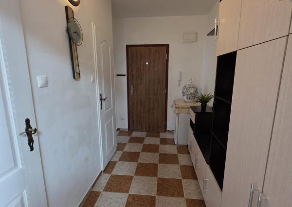 Areté real- Predaj priestranného 2-izbového bytu v dobrej lokalite, ul. Muškátová, Pezinok