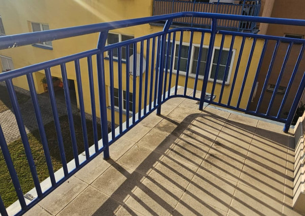 Areté real- Predaj výborne dispozične riešeného 4-izbového bytu s garážou v dobrej lokalite, ul. Silvánova, Pezinok