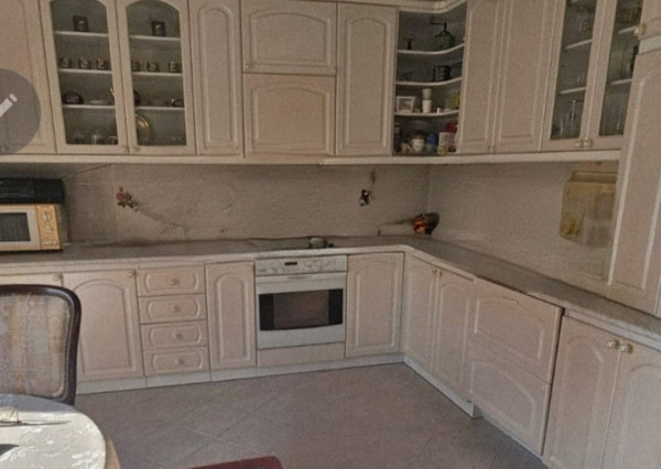 Areté real- Predaj výborne dispozične riešeného 4-izbového bytu s garážou v dobrej lokalite, ul. Silvánova, Pezinok