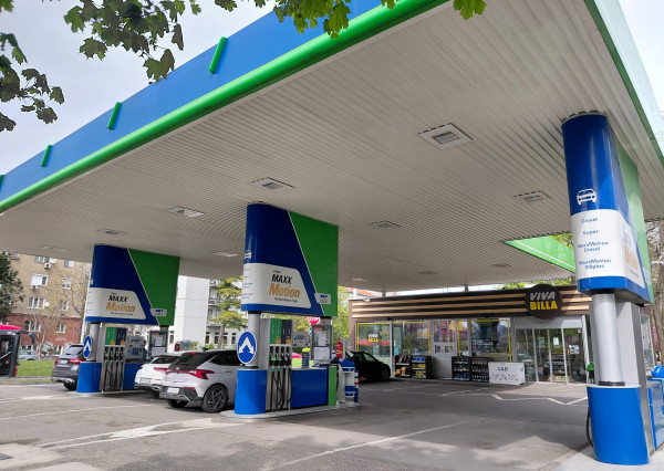 ARETÉ REAL- PRENÁJOM KRÁSNEHO 2 IZ.BYTU, TRNAVSKÁ CESTA-JÉGÉHO ALEJ, VNÚTORNÉ PARKOVACIE STÁTIE , ZARIADENÝ