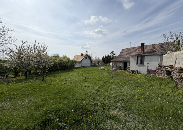 ARETÉ REAL – PREDAJ 3-IZBOVÉHO RODINNÉHO DOMU NA NÁDHERNOM POZEMKU, BOROVÁ