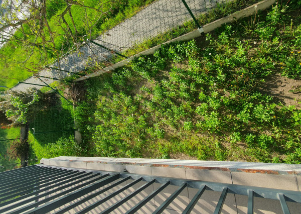 Areté real- Prenájom 2i bytu s predzáhradkou a parkovaním