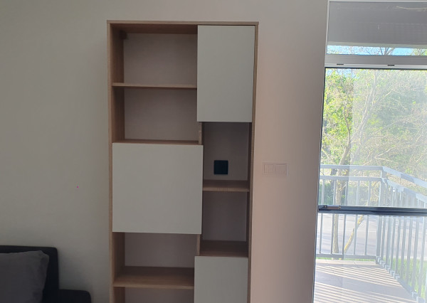 Areté real- Prenájom 2i bytu s predzáhradkou a parkovaním