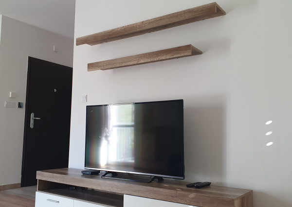 Areté real- Prenájom 2i bytu s predzáhradkou a parkovaním