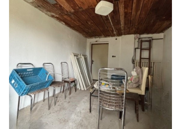 ARETÉ REAL- Ponúkame na predaj rodinný dom v tichej časti v meste MODRA, na slnečnom pozemku s veľkorysou výmerou 1790m2