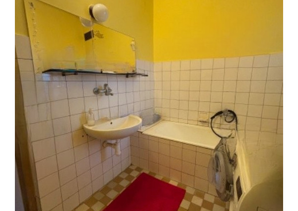 ARETÉ REAL- Ponúkame na predaj rodinný dom v tichej časti v meste MODRA, na slnečnom pozemku s veľkorysou výmerou 1790m2