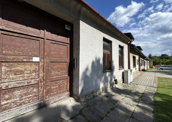 ARETÉ REAL - PRIPRAVUJEME PREDAJ VINÁRSKEHO RODINNÉHO DOMU S HOSPODÁRSKOU BUDOVOU V CENTRE MODRY, DOLNÁ