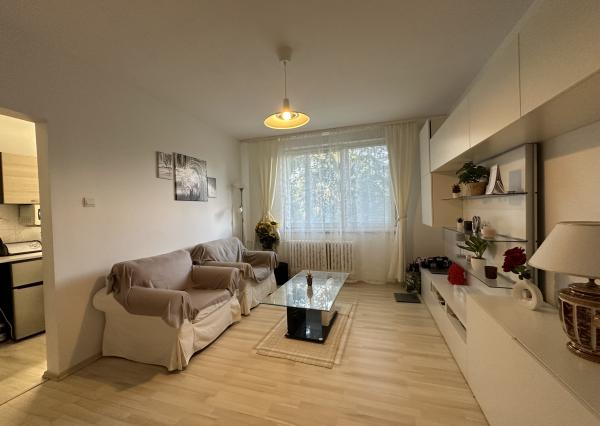 ARETÉ REAL - PRENÁJOM ZARIADENÉHO 1-IZBOVÉHO BYTU V PEZINKU, BYSTRICKÁ